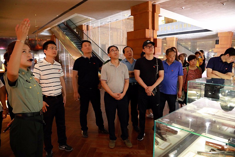 14989816958621619GDD.jpg 14989816958621619GDD.jpg